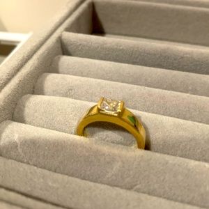 14K gold ring with authentic square diamond.